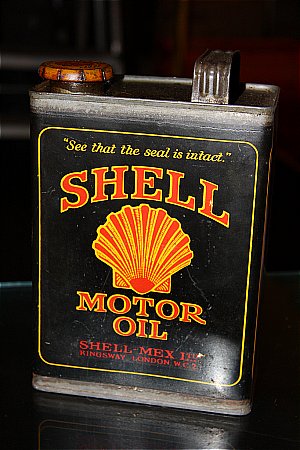 SHELL (Black) MOTOR OIL (Half gallon)  - click to enlarge